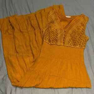 Yellow/Gold Sleeveless Midi Dress